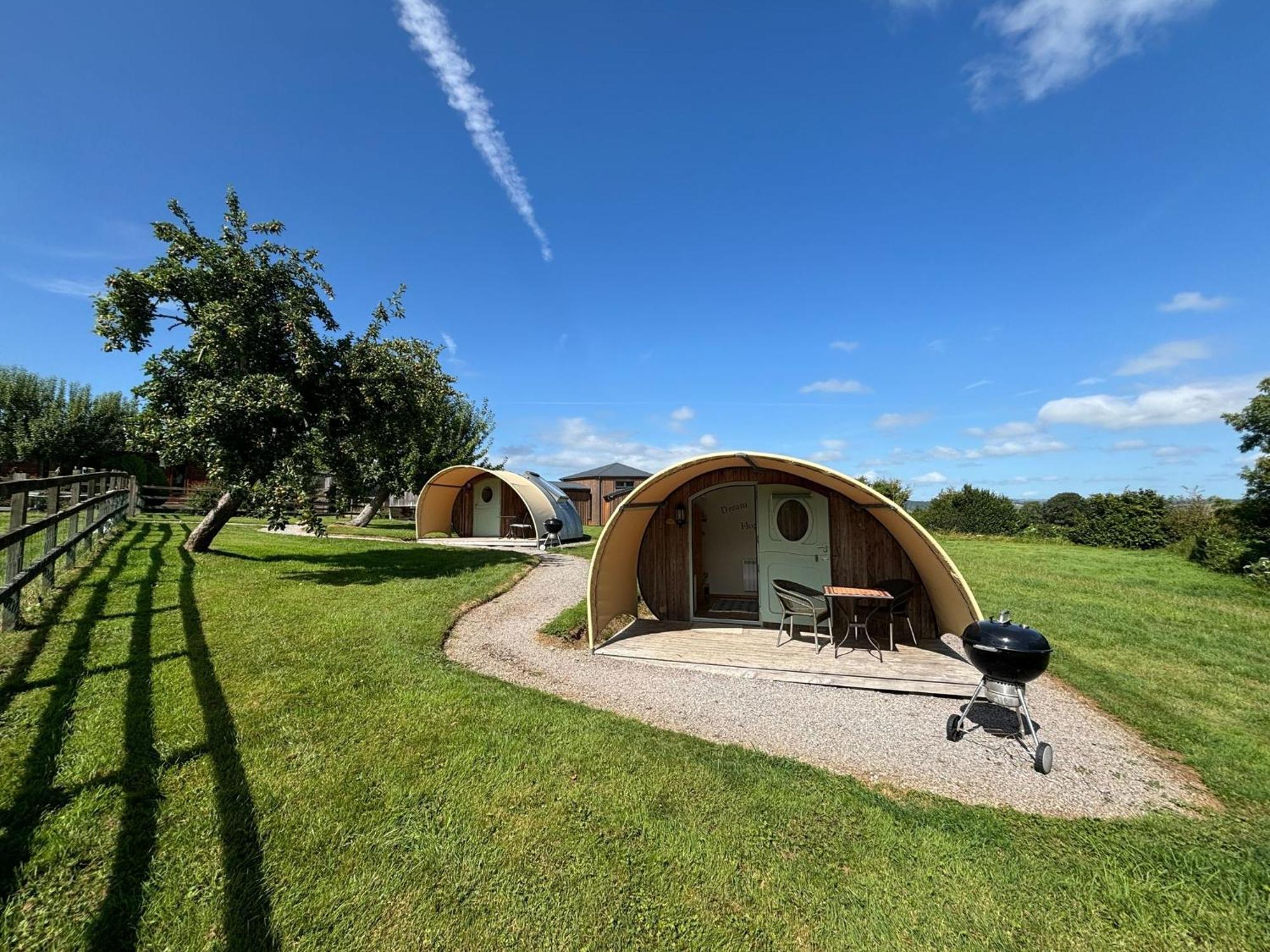 Middlewick Holiday Cottages Glastonbury Extérieur photo